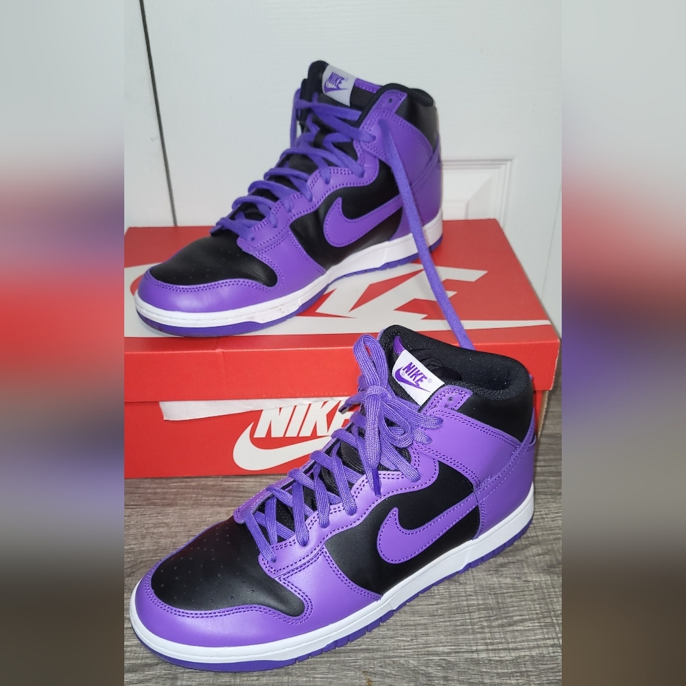 Nike Dunk High Retro in Purple and Black